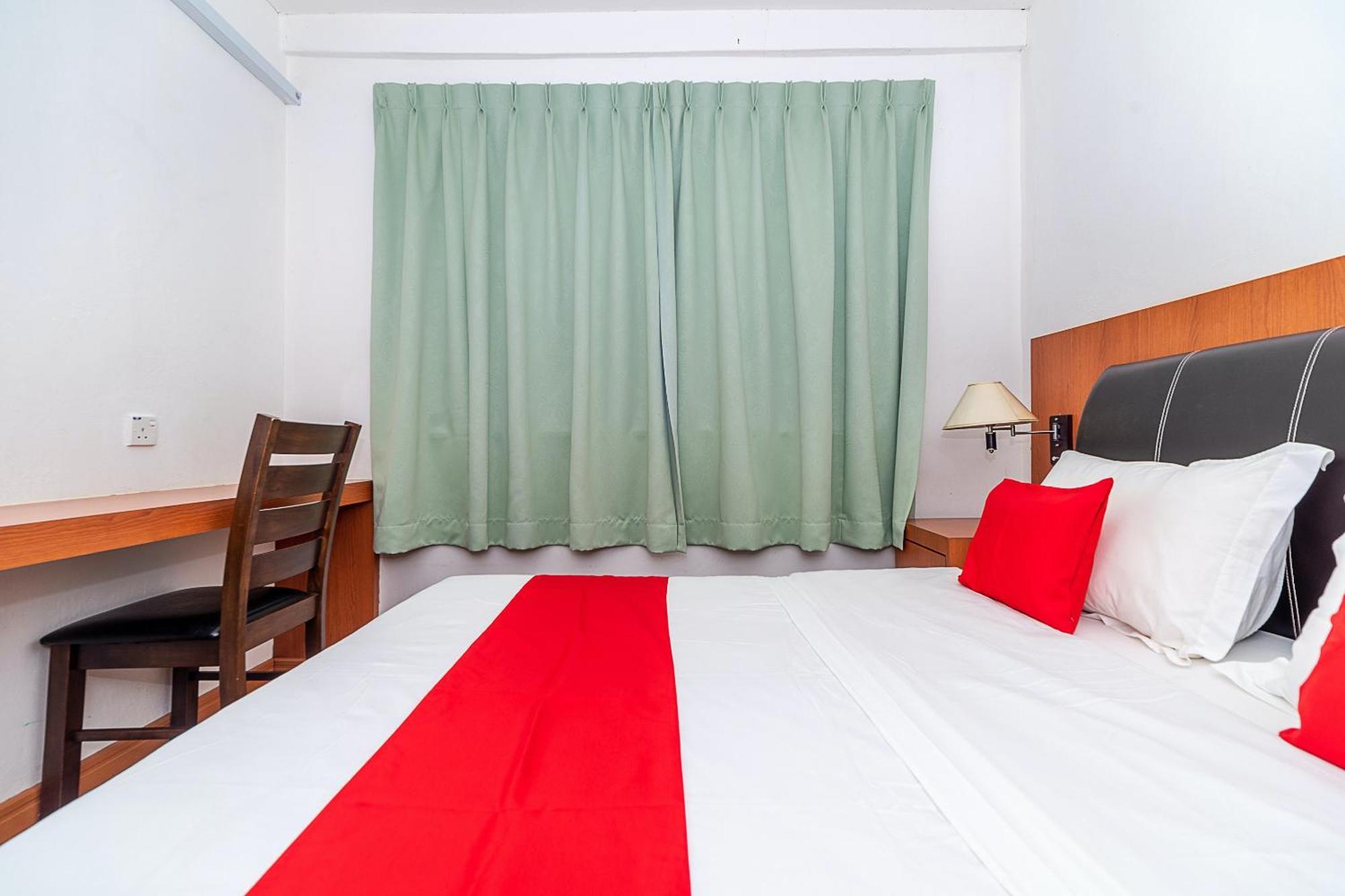 โอโย 90036 อีเกิล วู้ด การ์เดน Hotel Membakut ภายนอก รูปภาพ