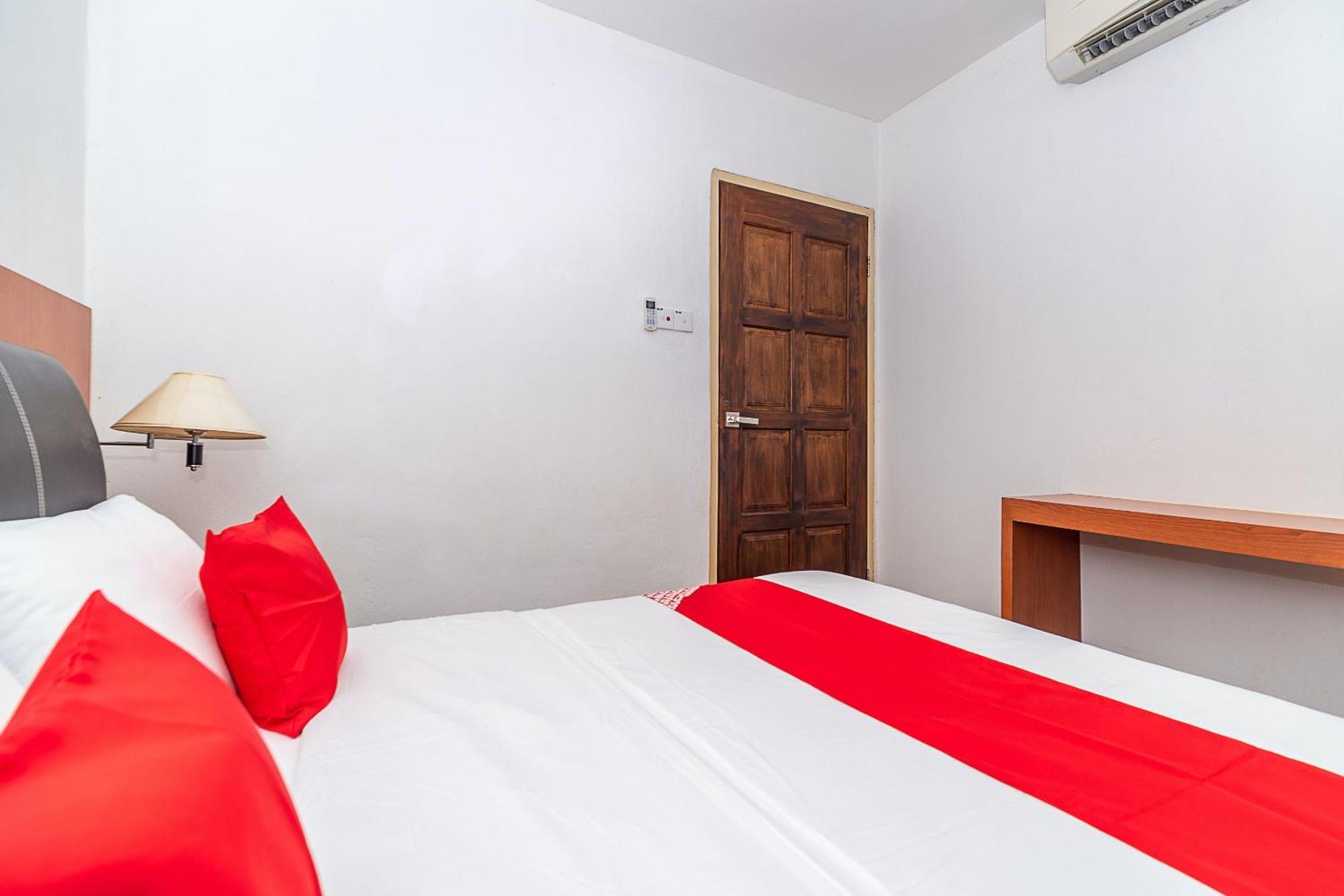 โอโย 90036 อีเกิล วู้ด การ์เดน Hotel Membakut ภายนอก รูปภาพ